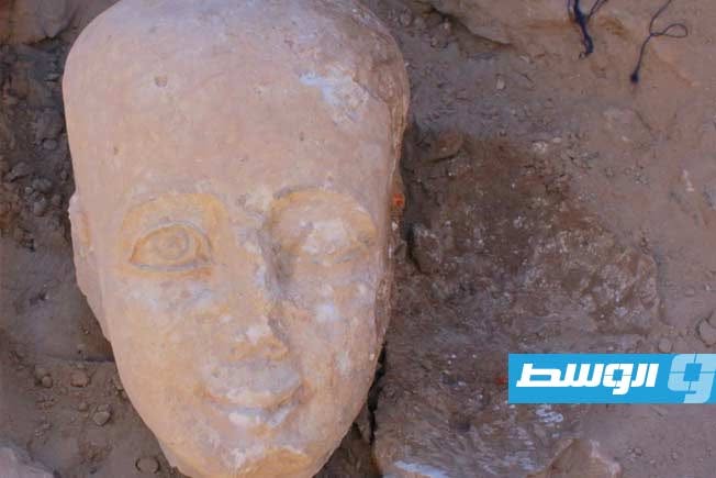 الكشف عن عناصر معمارية جديدة بمعبد القصر القديم في الواحات البحرية مصر