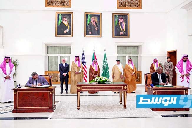 تقرير يرصد ملامح استراتيجية سعودية لـ«هندسة» سلطة جديدة في السودان