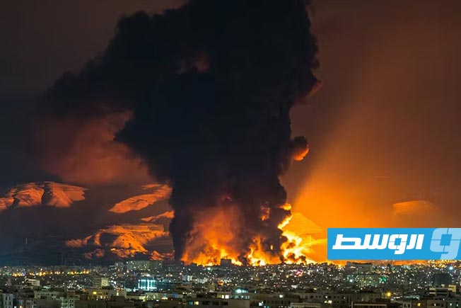 انفجارات على طول الساحل الإيراني مع شن أميركا ضربات جديدة