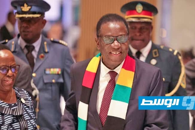 برلمان زيمبابوي يصادق على تعديل دستوري يتيح تمديد ولاية الرئيس لعامين