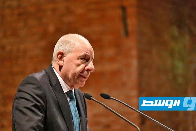رئيس المجر يوقع تعديلاً دستوريًا ينهي فترة ولايته